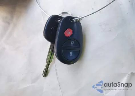 2015 Toyota Tacoma Prerunner V6 из США, поврежденный, VIN 3TMJU4GN4FM189372